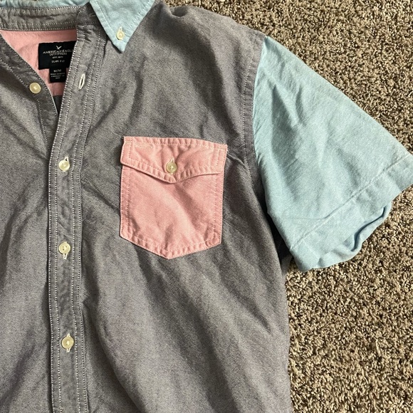 Button up dress shirt - Picture 2 of 2